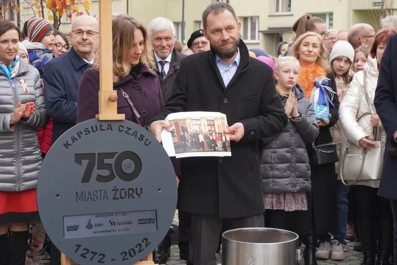 Pamiątki z roku 750-lecia Żor trafiły do kapsuły czasu